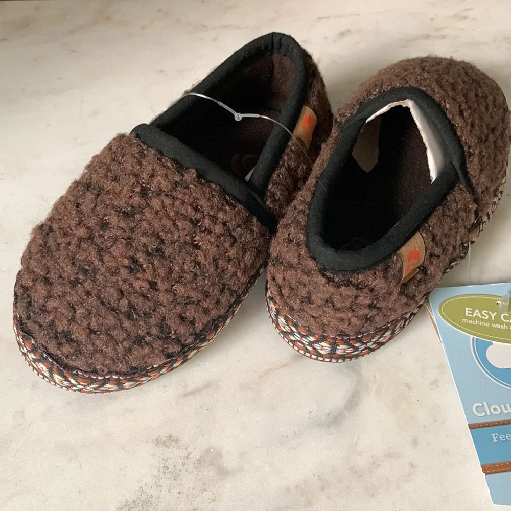 (317) Acorn Kids L’il Woven Trim Moccasin Slippers